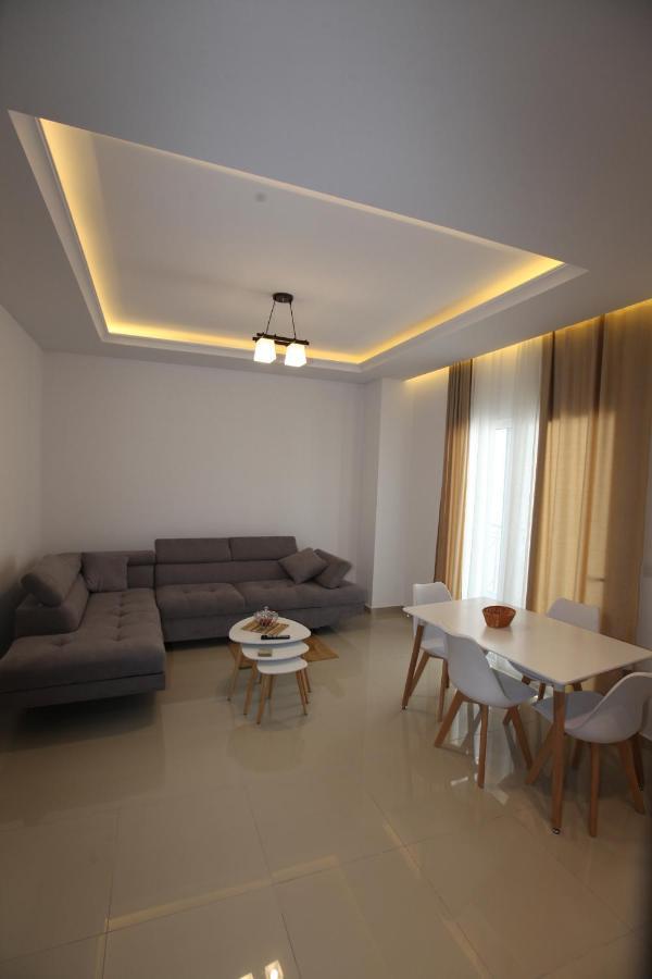Deda Apartments Sarandë Exterior foto
