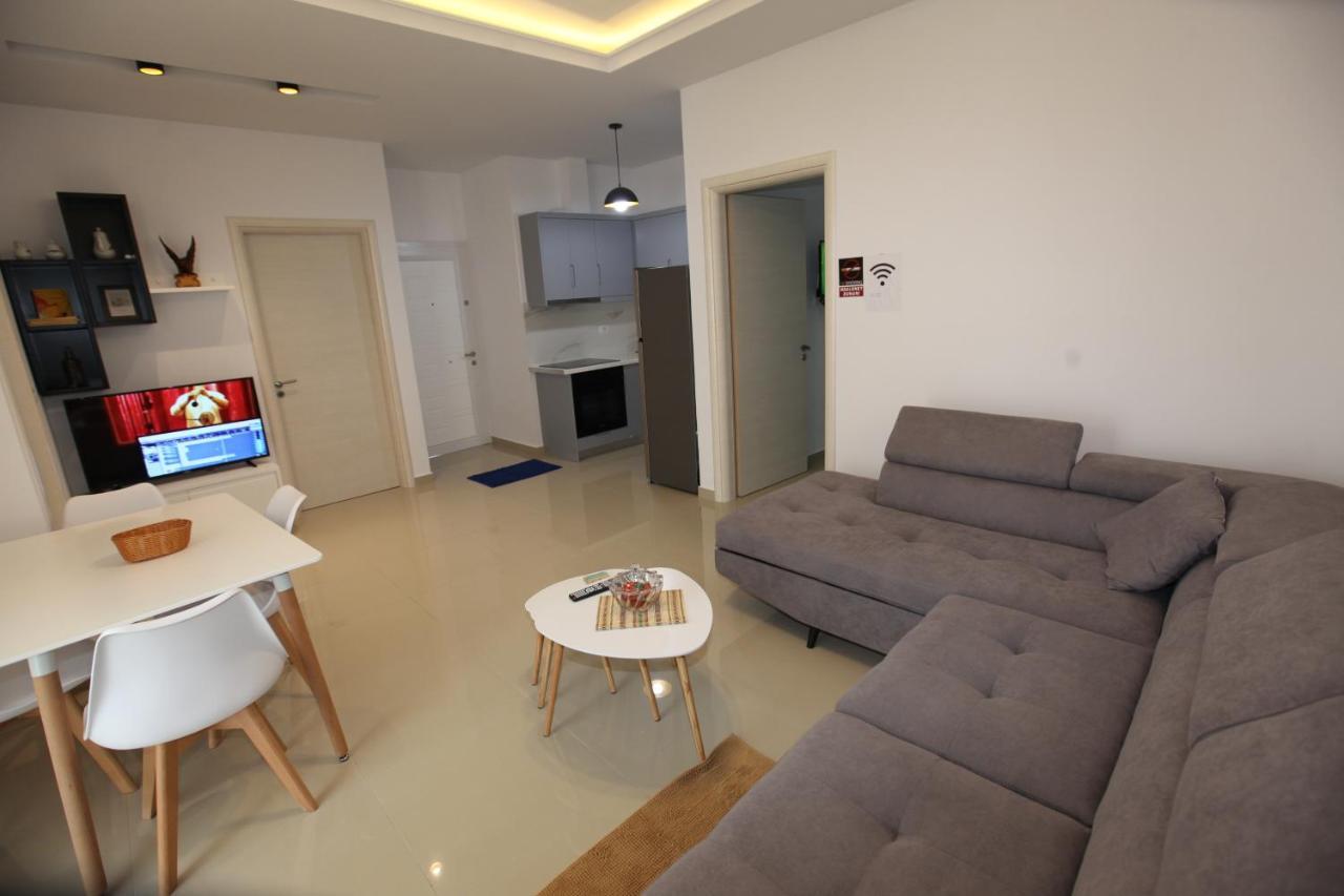 Deda Apartments Sarandë Exterior foto